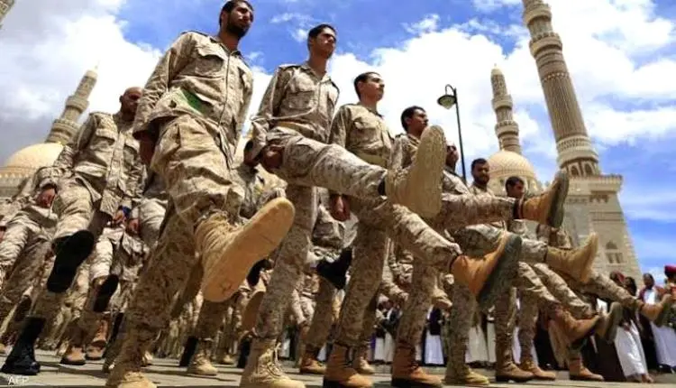 تحليل: الضغط الاقتصادي يخنق الحوثيين ويدفعهم للهرو...