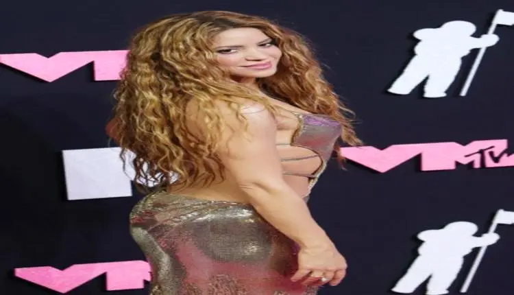 شاكيرا تتضامن مع ضحايا زلزال بلدها كولومبيا