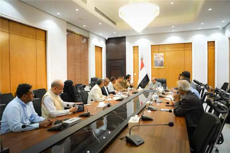 محافظ حضرموت يبحث مع منظمة اليونسكو حماية المواقع...