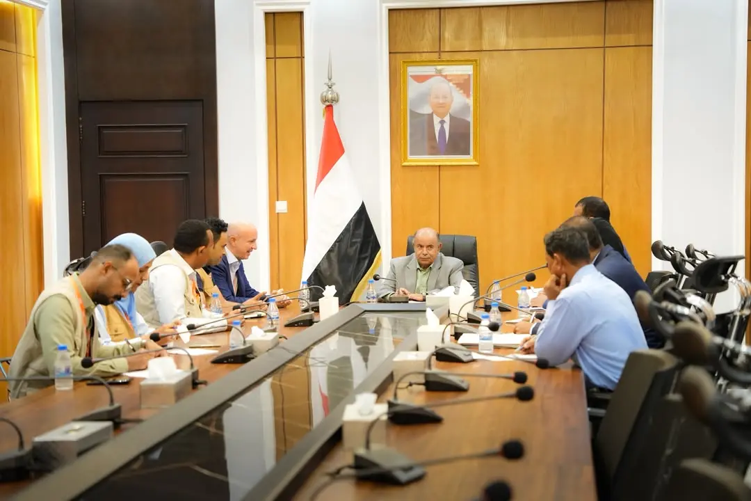 عضو مجلس القيادة الخنبشي يبحث مع صندوق الأمم المتح...