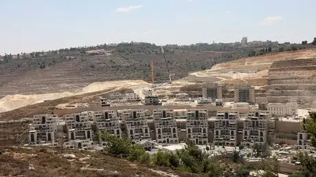 نائب الرئيس الفلسطيني يدين قرار كاتس نقل صلاحيات إ...