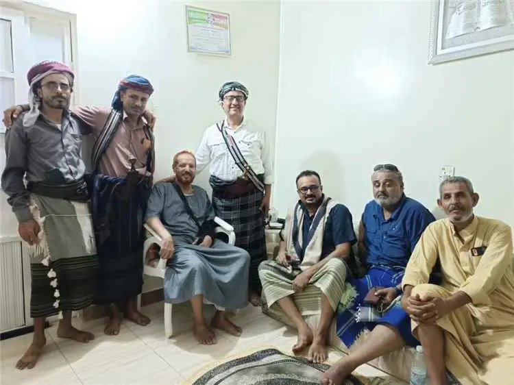 قيادة مجلس المستقبل الجنوبي بعدن تزور عميد الأسرى...