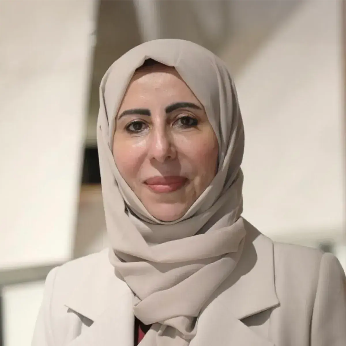 وزيرة الخارجية: استهداف المخا يخدم أجندة إيران ويك...