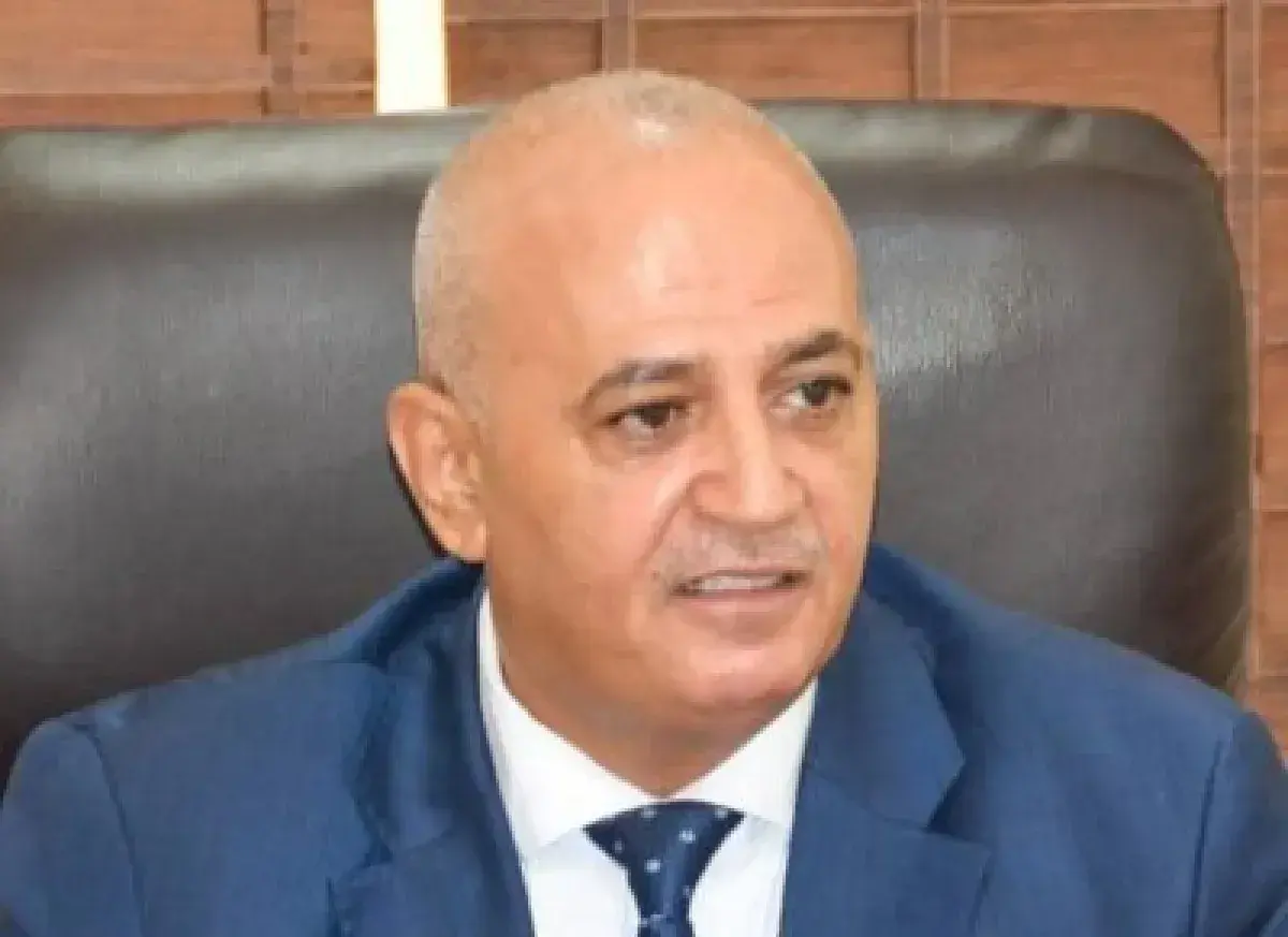 وزير يمني: اعتداءات الحوثيين تزيد المخا صموداً وال...
