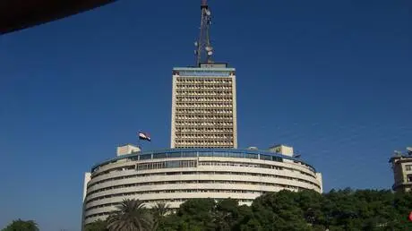 الحبس عامين لمذيع بإذاعة القرآن الكريم في مصر.. ما...