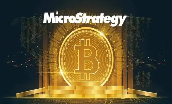 استراتيجي تواصل بيع البيتكوين والأسهم لتعزيز احتيا...