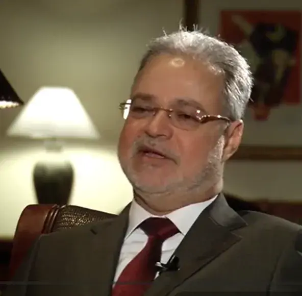 عبدالملك المخلافي: المخا تعرف كيف تصمد ومقاتلوها ي...