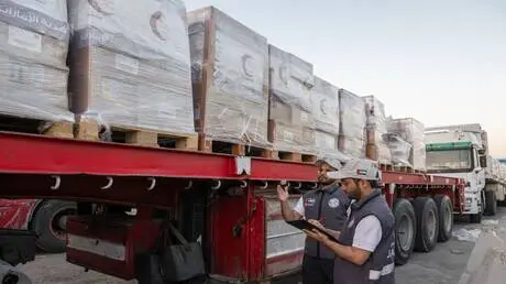 الإمارات تدخل 5 قوافل تحمل 683 طناً من المساعدات إ...