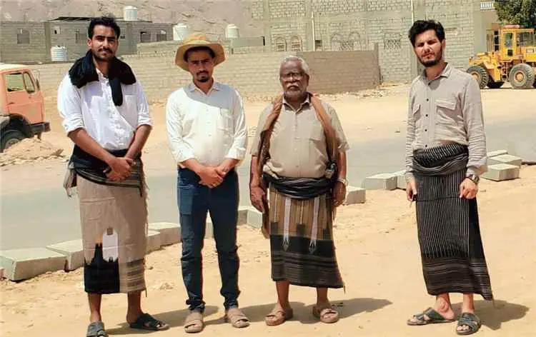 نزول ميداني لمدير عام ميفعة ومهندسي مشروع سفلتة ال...