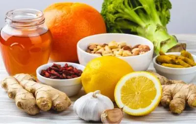 8 أطعمة خارقة تدعم صحة جهاز المناعة
