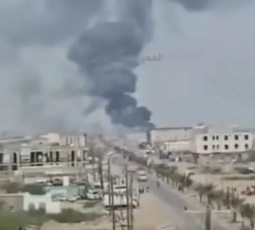 الحوثيون يجددون قصف المخا بصواريخ باليستية وطائرات...