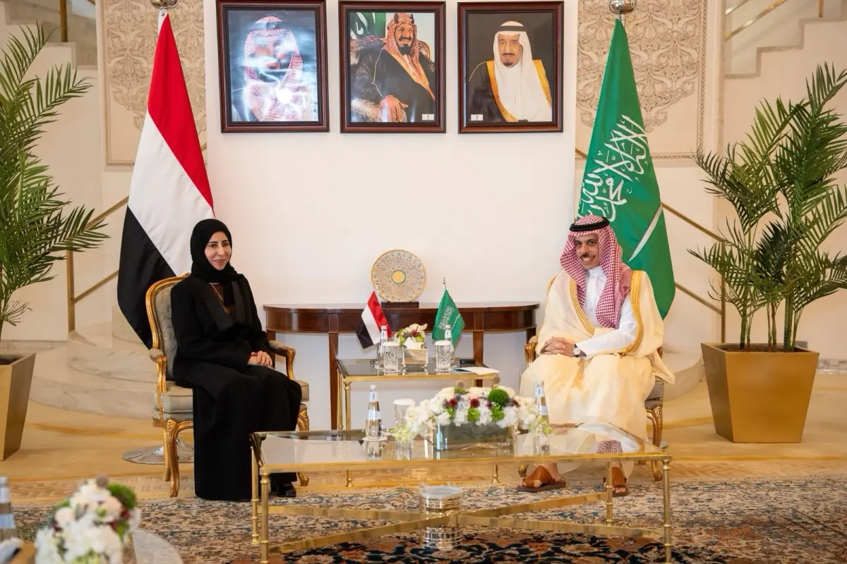 وزيرة الخارجية ونظيرها السعودي يبحثان تعزيز الشراك...