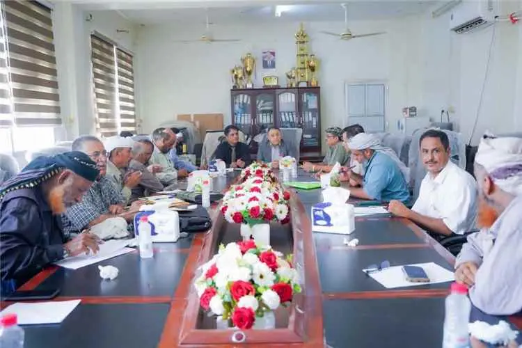 اجتماع موسع لقيادة التربية والتعليم بأبين لمناقشة...