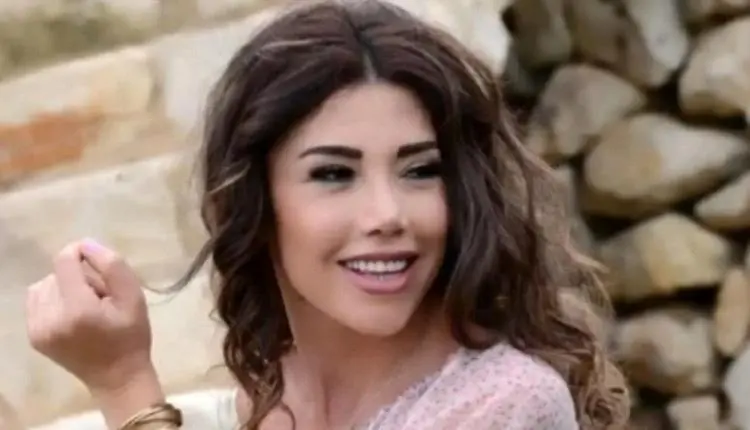 لورا خليل تنعى زوجها الراحل بكلمات موجعة