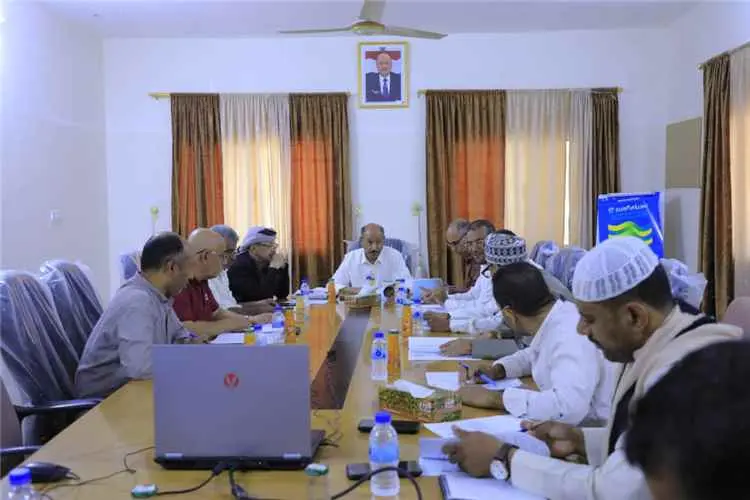 مجلس إدارة مياه وادي حضرموت يعقد اجتماعه الدوري ال...
