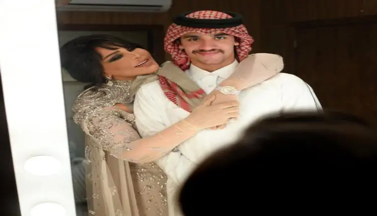 فاهد ابن الفنانة أحلام كبر وبات شاباً وسيماً في أح...