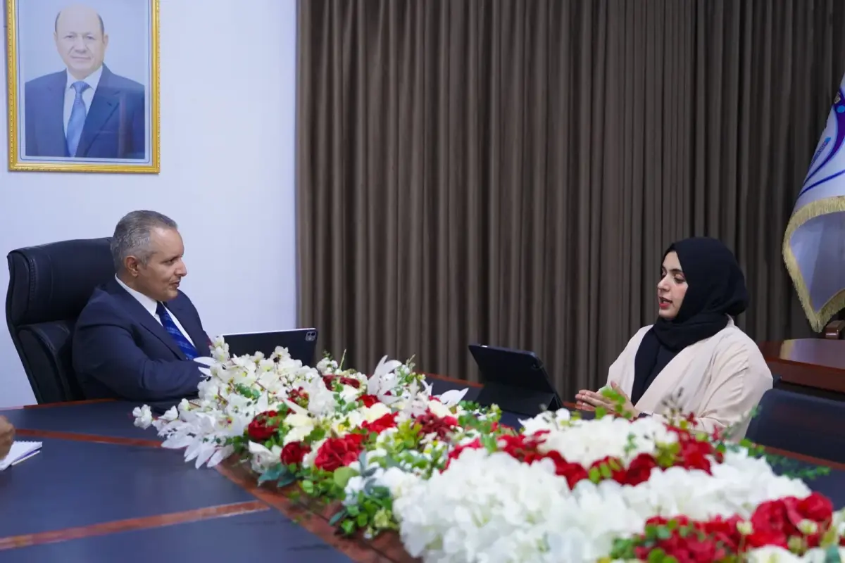 وزير الشؤون الاجتماعية والعمل يطلع على برنامج التأهيل المهني الهندسي