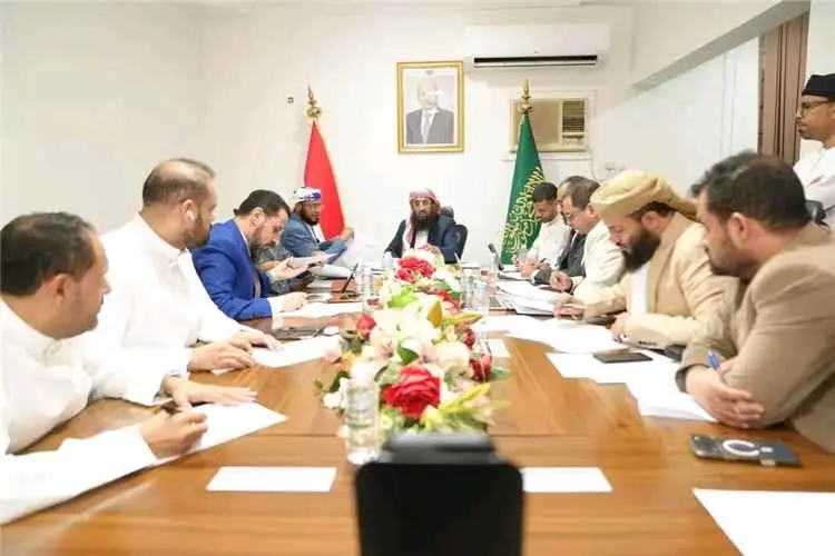 اللجنة الإشرافية العليا للحج تفتح مظاريف عروض الشر...