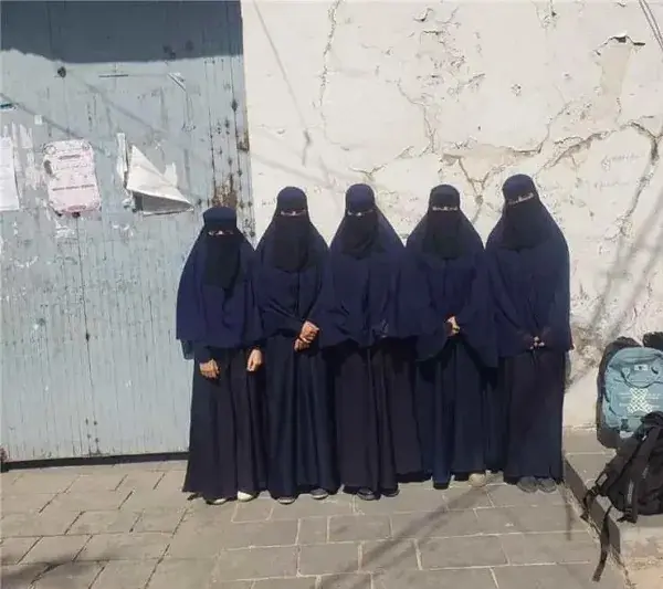 مدارس في صنعاء تبتكر وسائل إذلال جديدة للطالبات.....