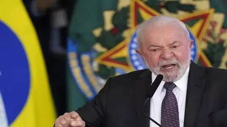 لولا دا سيلفا يواجه تحديا قانونيا بسبب كرنفال قبيل...
