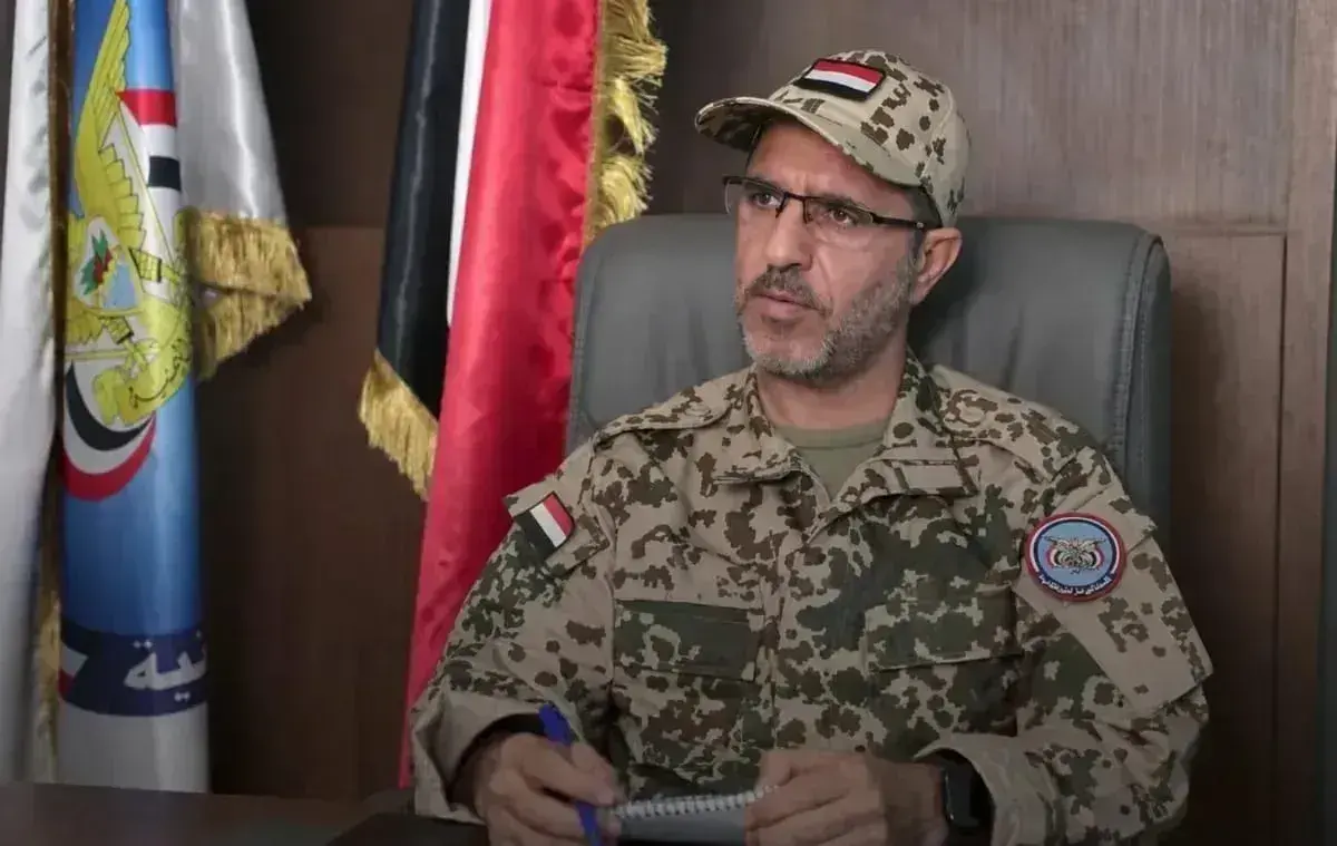 اليمن: صواريخ "فاتح-110" الإيرانية تدك م...