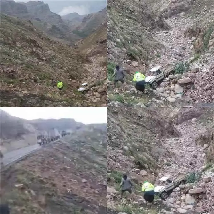 مصرع أم وابنتيها وإصابة 3 آخرين في حادث انقلاب بال...
