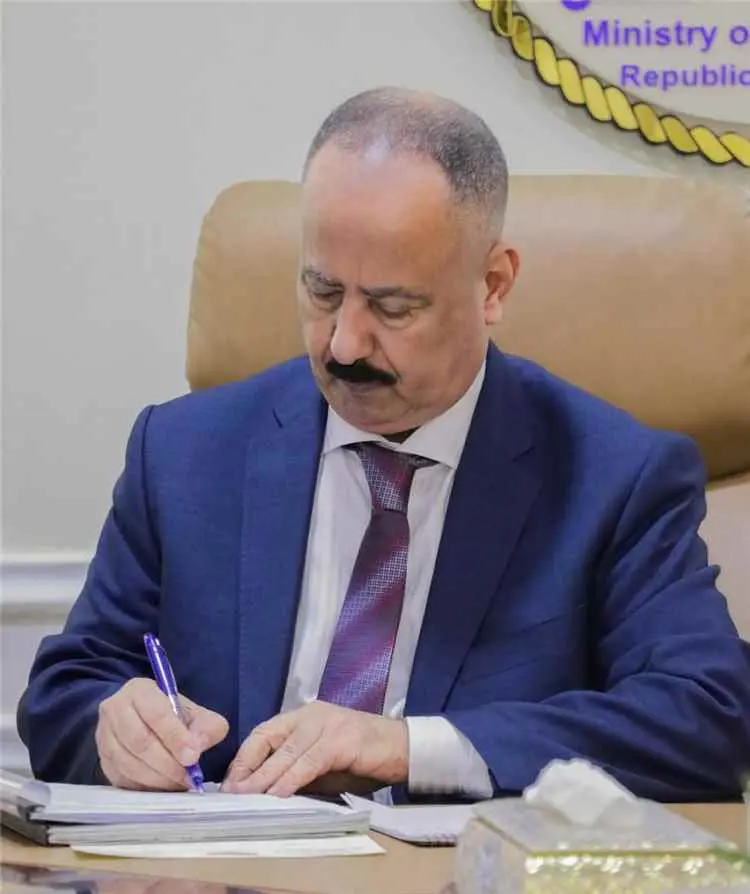 وزير النقل يصدر أربعة قرارات تكليف لتعزيز الكفاءة...