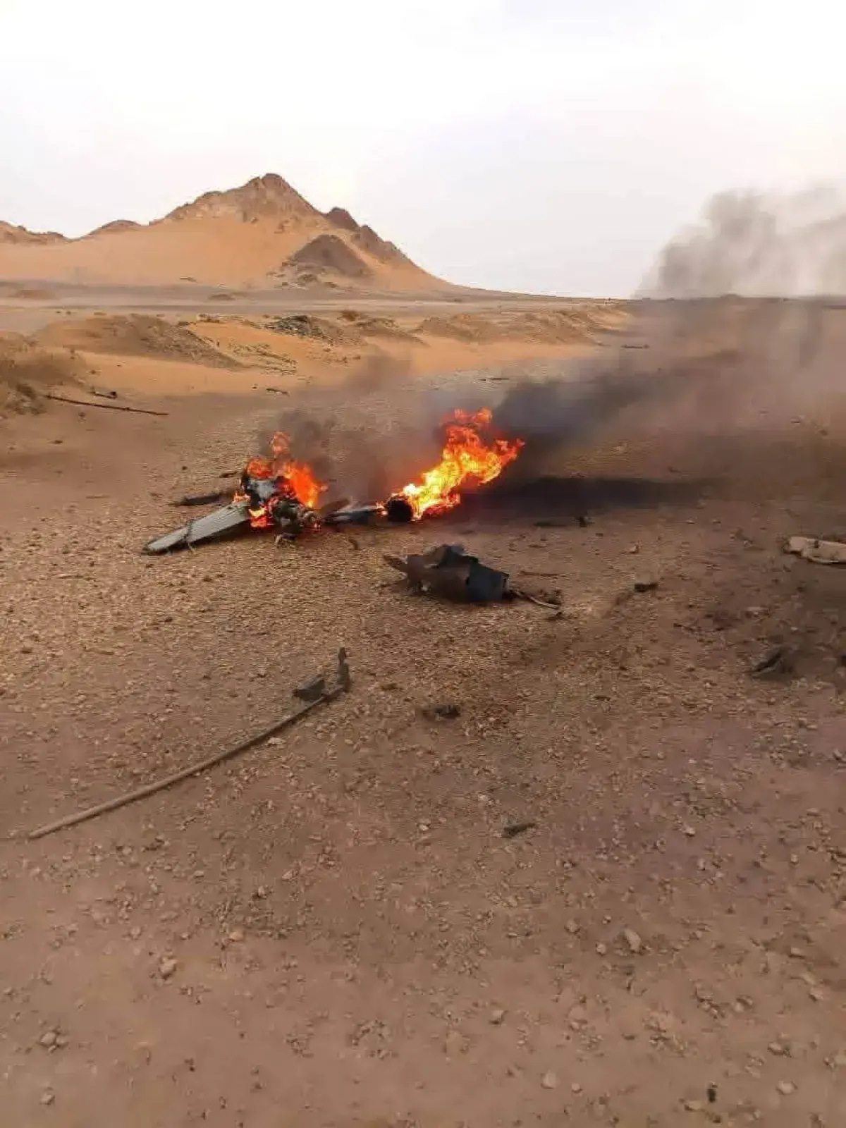 تصعيد حوثي بالصواريخ والمسيّرات على عدة جبهات والجيش يرد بضربات في مأرب وتعز