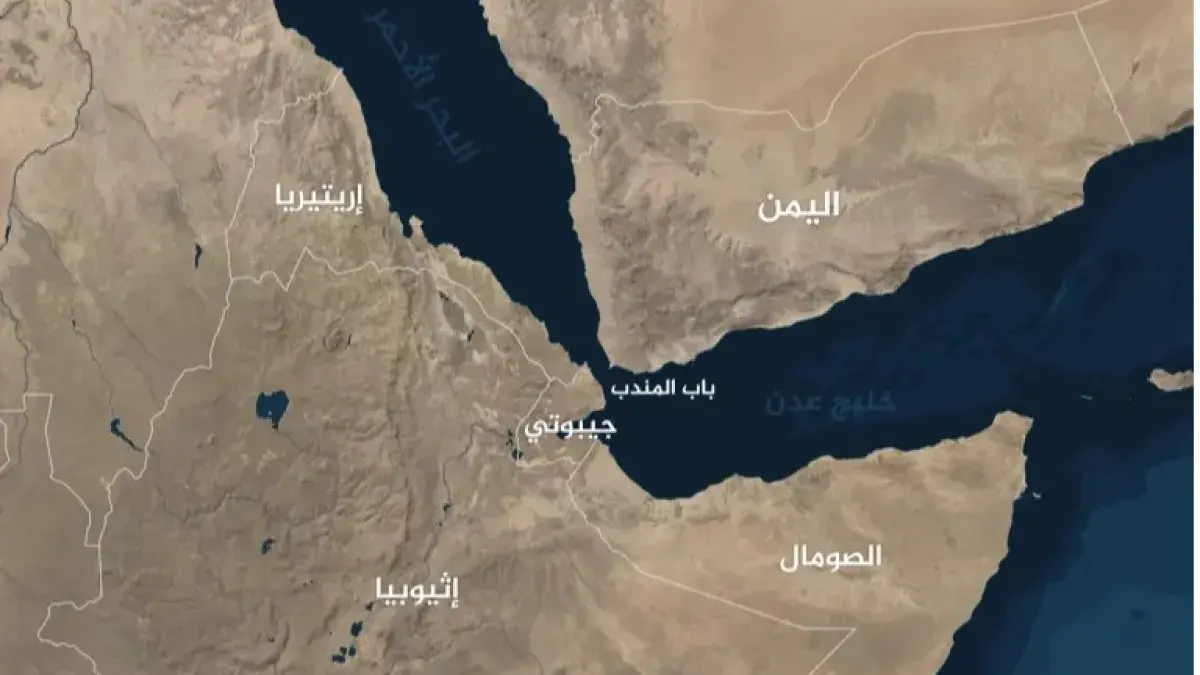 تضرر سفينة شحن قرب سواحل المخا اليمنية إثر هجوم