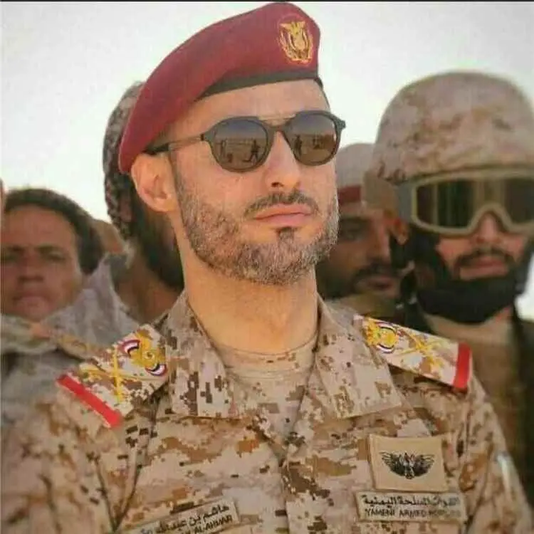 قرار رئاسي بتعيين هاشم الأحمر مستشاراً عسكرياً وتر...