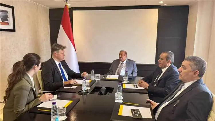 البركاني يبحث مع القائم بأعمال السفارة الأمريكية م...