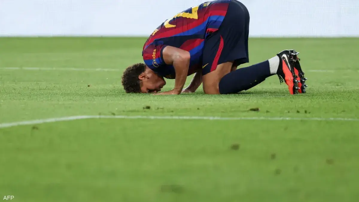برشلونة يتوج بكأس جامبر بفوز على الأهلي المصري.. و...