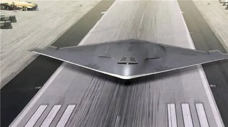 الصين تكشف عن تصميم طائرة ركاب شبيهة بقاذفة القناب...