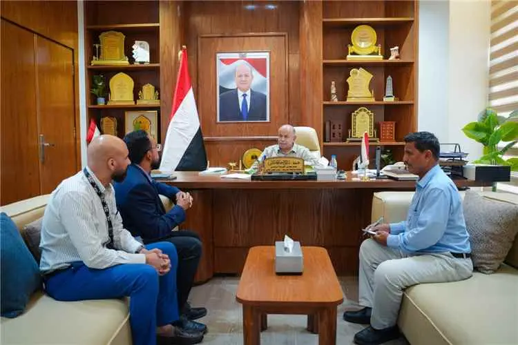 الخنبشي يطلع على نشاط منظمة “أكشن فور هيومانتي” وي...