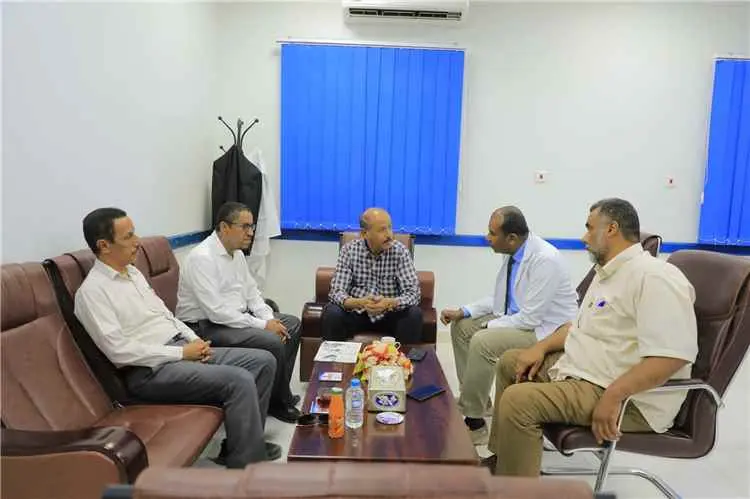 الوكيل بارباع يطّلع على مخيم حملة الوقاية من مضاعف...