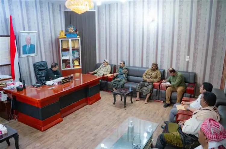 محافظ شبوة يشيد بريادة شركة شبوة للاستثمار وتوجهها...