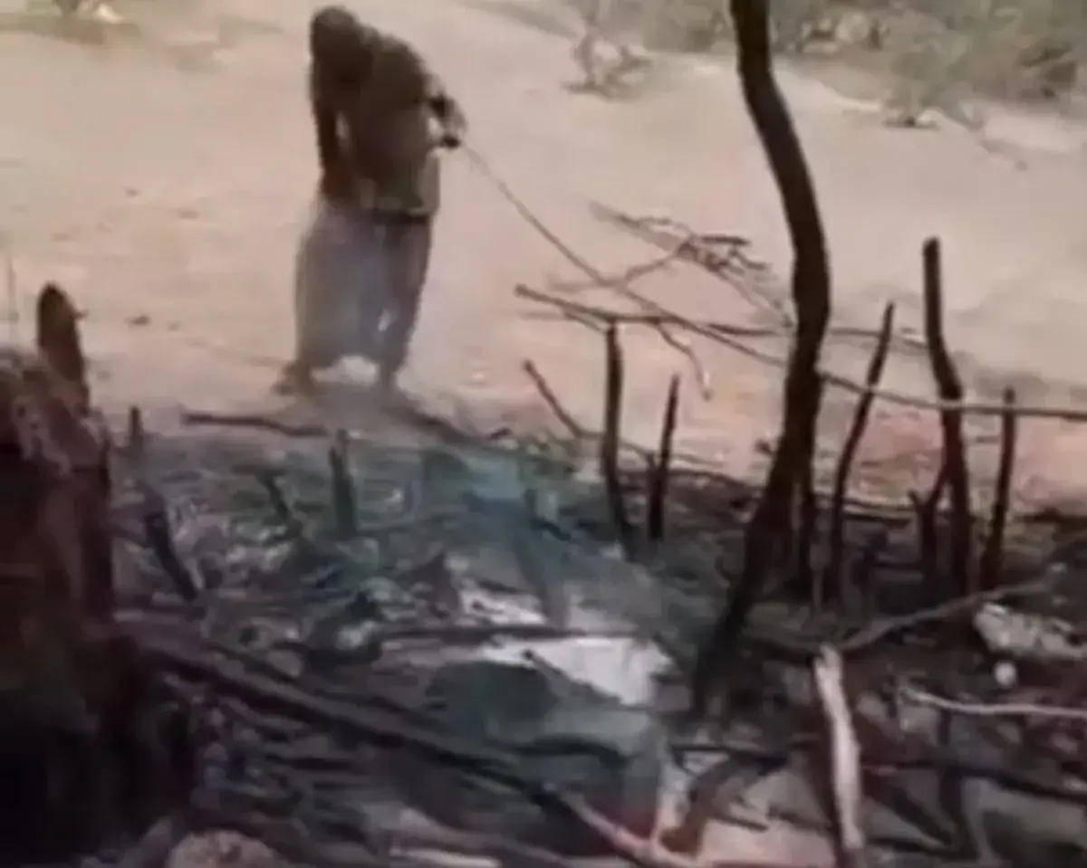 حريق يدمر منزلاً ويشرد أسرة في المخا