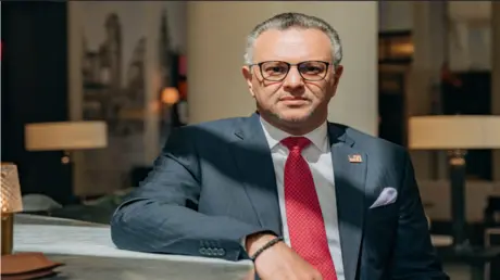 مسعد بولس: إيران تستخدم حزب الله لـ"زعزعة" المنطقة