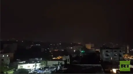مراسلنا: قصف إسرائيلي وغارات جوية تستهدف مناطق عدة...
