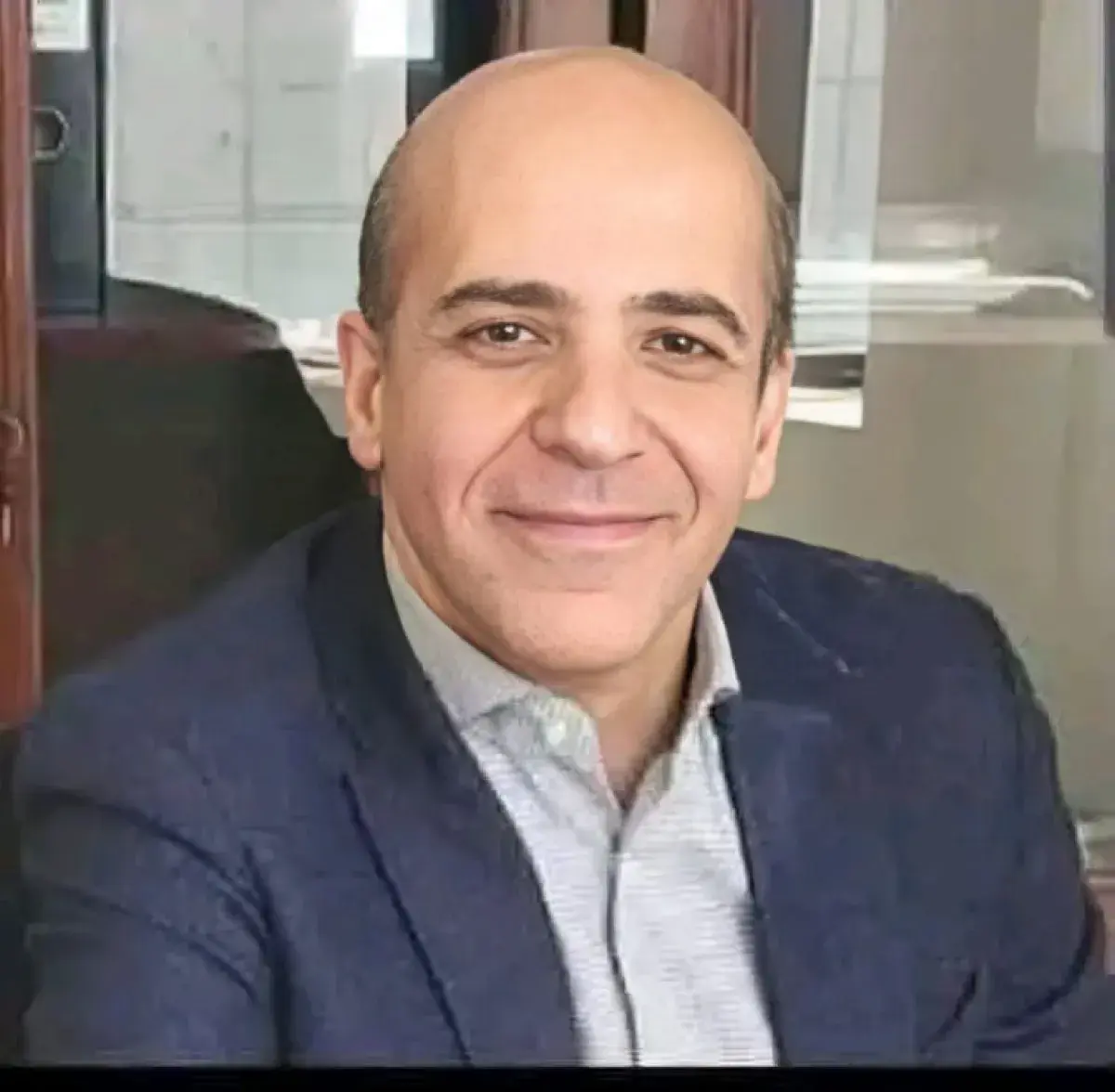 زوجة الطبيب المضواحي تكشف تعرضه للتعذيب في سجون ال...