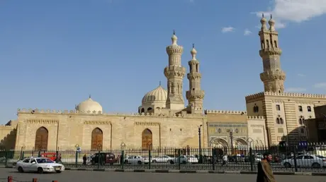 المولد النبوي يثير جدلا واسعا في مصر بعد دعوة أزهر...