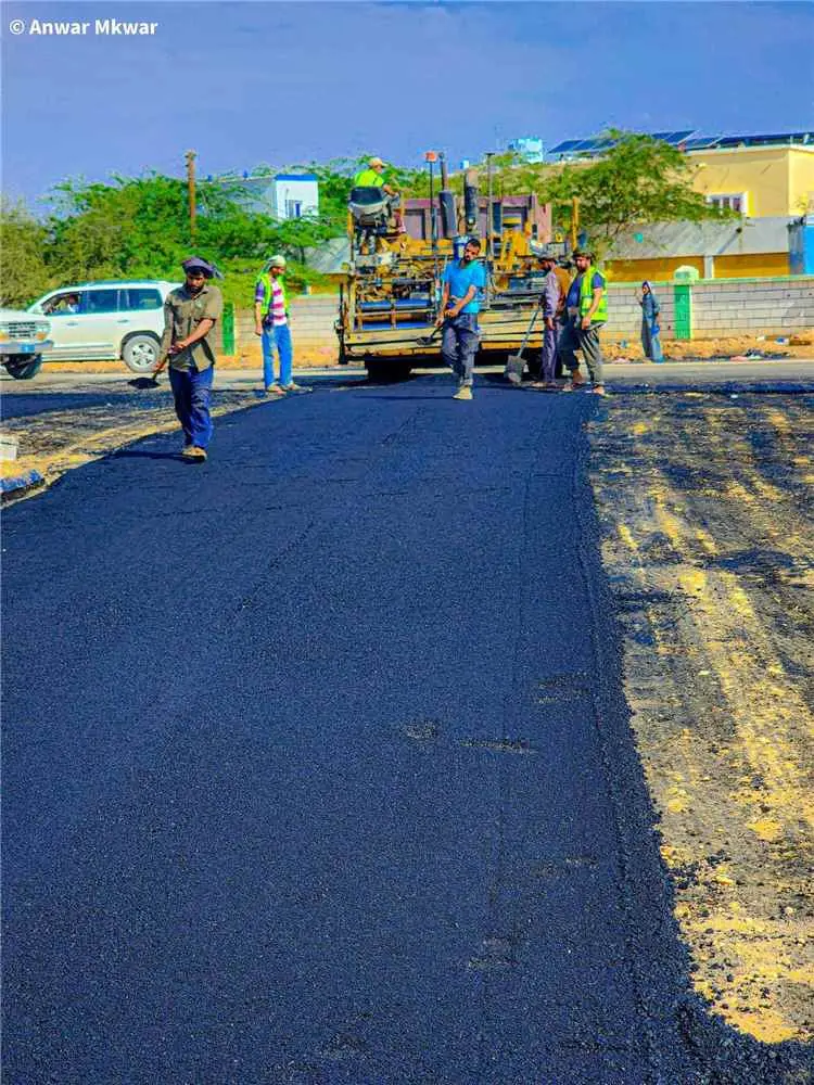 بتوجيهات السلطة المحلية.. استمرار تنفيذ مشروع تأهي...
