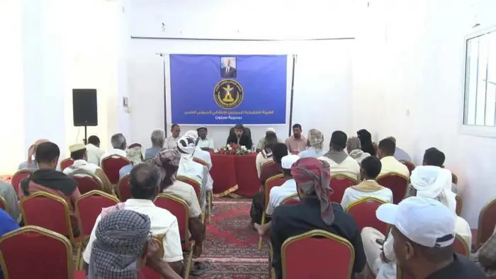 انتقالي سيئون يناقش خطة التصعيد والتصدي لمؤامرة لت...