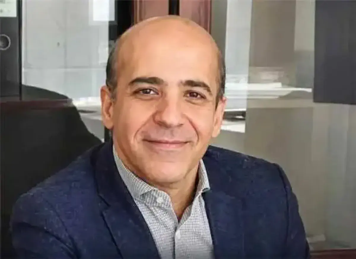 بعد 800 يوم من اختطافه.. الحوثيون يحيلون مسؤولاً ص...