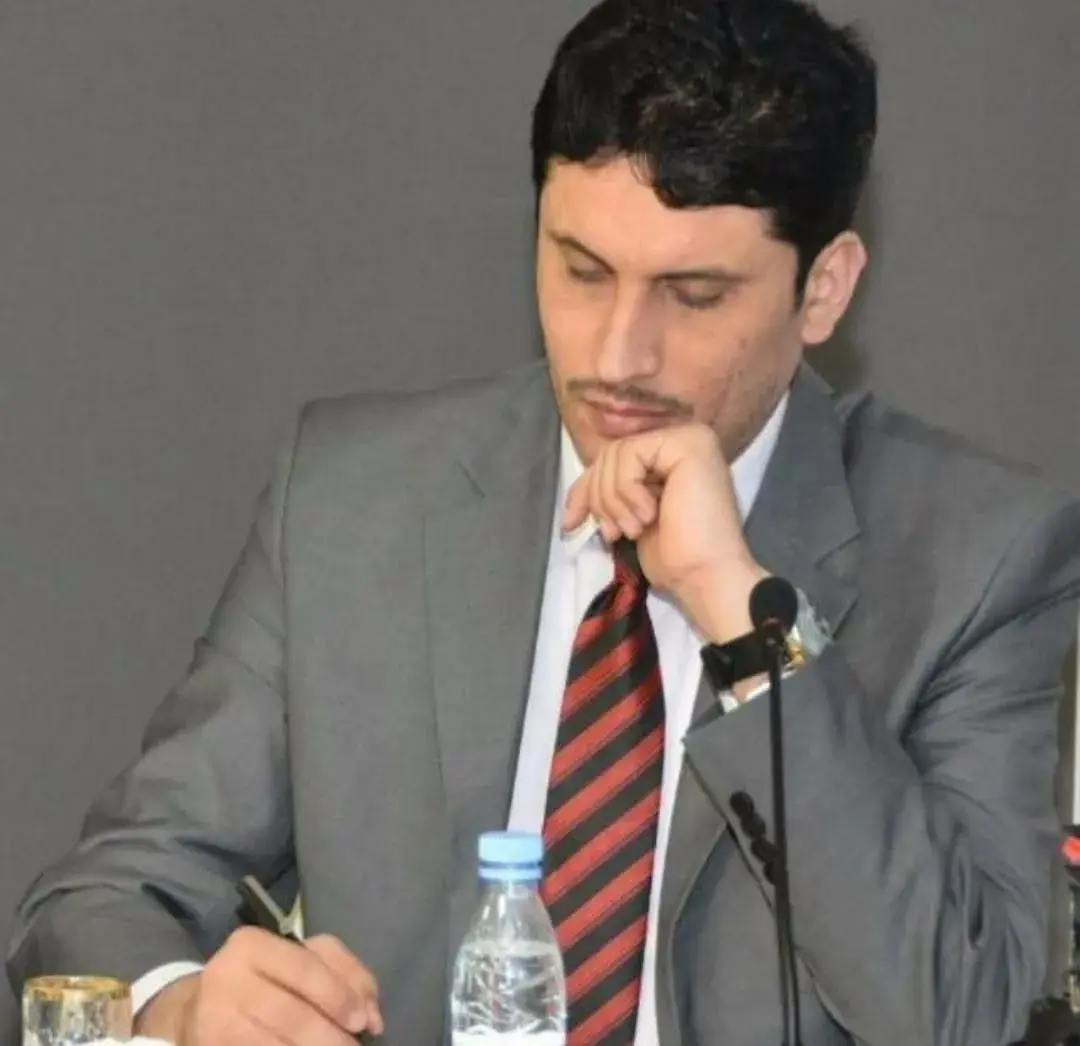 الدكتور رياض الأديب.. مسيرة صحفية من الميدان إلى ا...