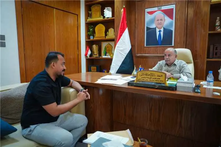 عضو مجلس القيادة محافظ حضرموت يطلع على أوضاع قطاع الشباب والرياضة ويؤكد الاهتمام بالرياضيين