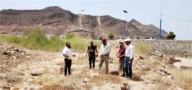 مدير عام التواهي يوجه بتنفيذ مشروع حفر بئر وإنشاء...