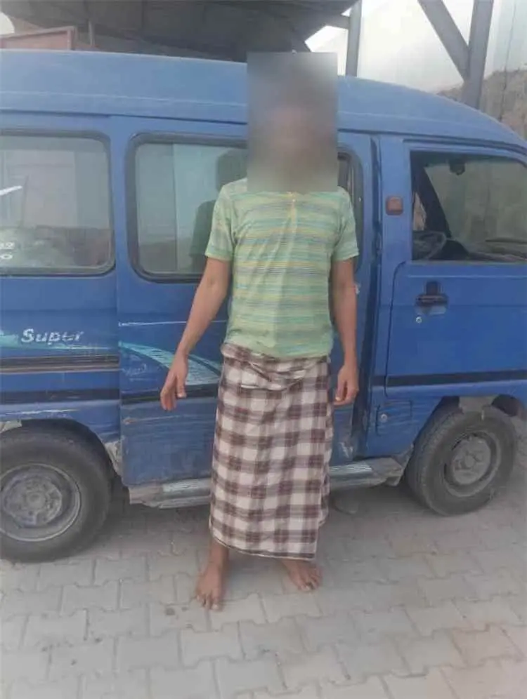 الأجهزة الأمنية تضبط باصاً مسروقاً وتُلقي القبض عل...