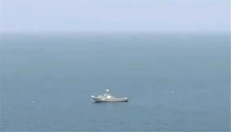 شبكة أمريكية تفند مزاعم هجوم حوثي على سفينة سعودية بفيديو قديم