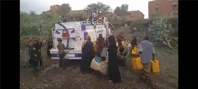 مؤسسة التنمية الخيرية بحضرموت تدشن مشروع "سقيا ماء...